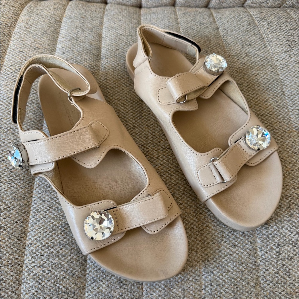 MYSTIQUE x STEPHANIE GOTTLIEB Beige Jeweled Strap Comfort Sandals, sz 10